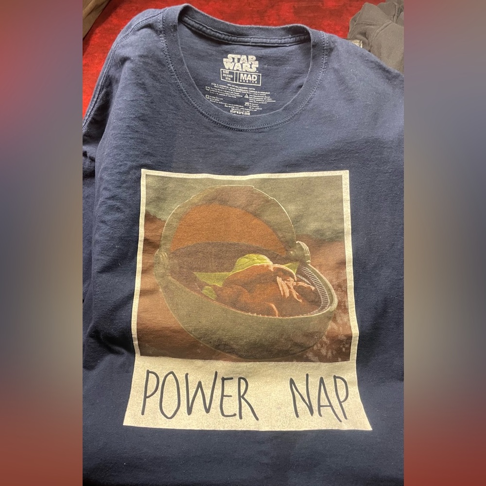 Graphic T. Star Wars. Baby Yoda